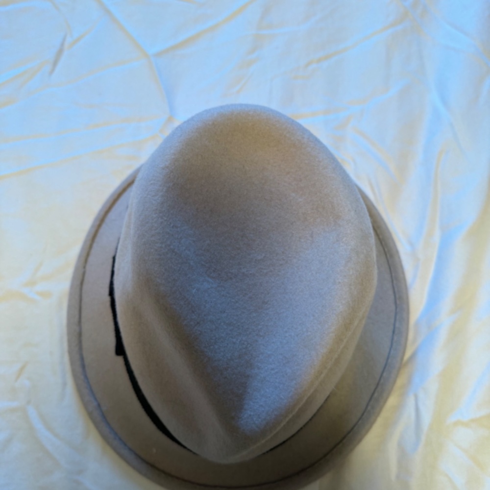french connection hat - Picture 5 of 5
